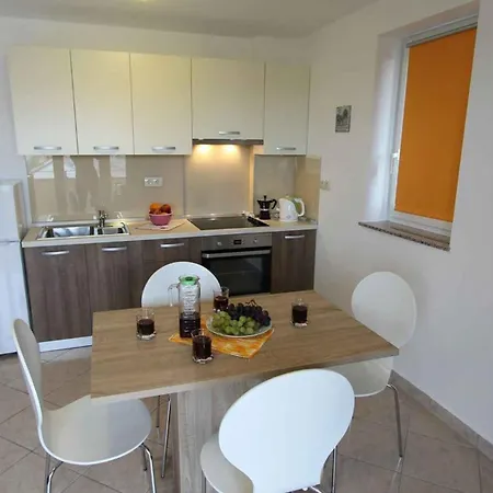 Apartman In Malinska/insel Krk 13110