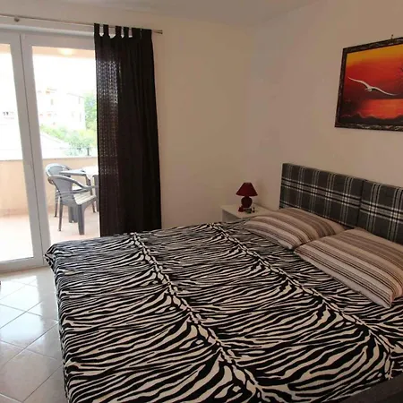 In Malinska/insel Krk 13110 Apartman