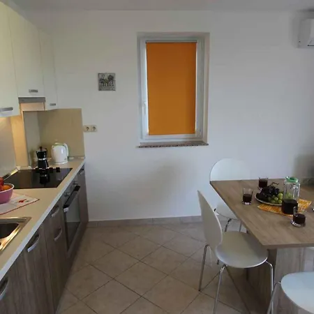 In Malinska/insel Krk 13110 Apartman Malinska